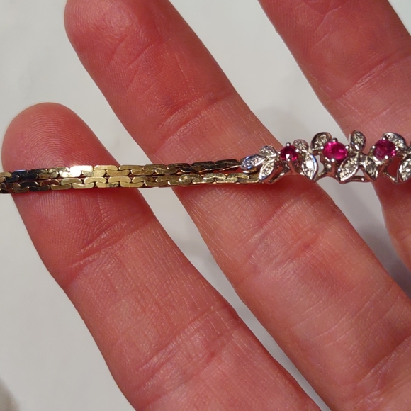 Ruby and diamond bracelet with 14kt yellow gold wristband - Picture 6 of 11